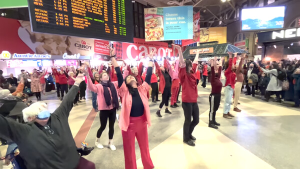 Screenshot from dance mob