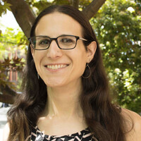 Headshot of Rebecca Kling