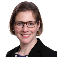 Headshot of Elizabeth Levy