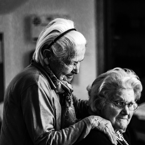 Eberhard grossgasteiger older white lesbian unsplash scaled jpg