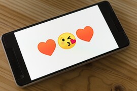 Markus winkler dating phone unsplash scaled jpg
