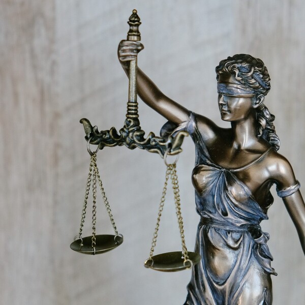 Tingey injury law firm D Zpc4 UY8 Zt Y unsplash scaled jpg