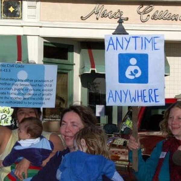 Breastfeeding protest outside California restaurant